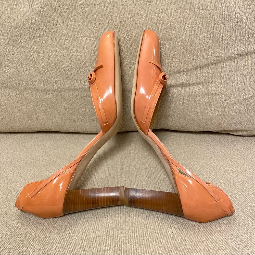 Kate Spade Coral D’Orsay Patent Leather Heels. - Picture 4 of 12